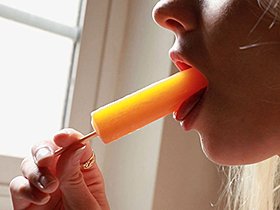 Kitty18歳 ロスで見つけた幼い笑顔の北欧系美少女が初脱ぎイメージデビュー　サンプル画像07